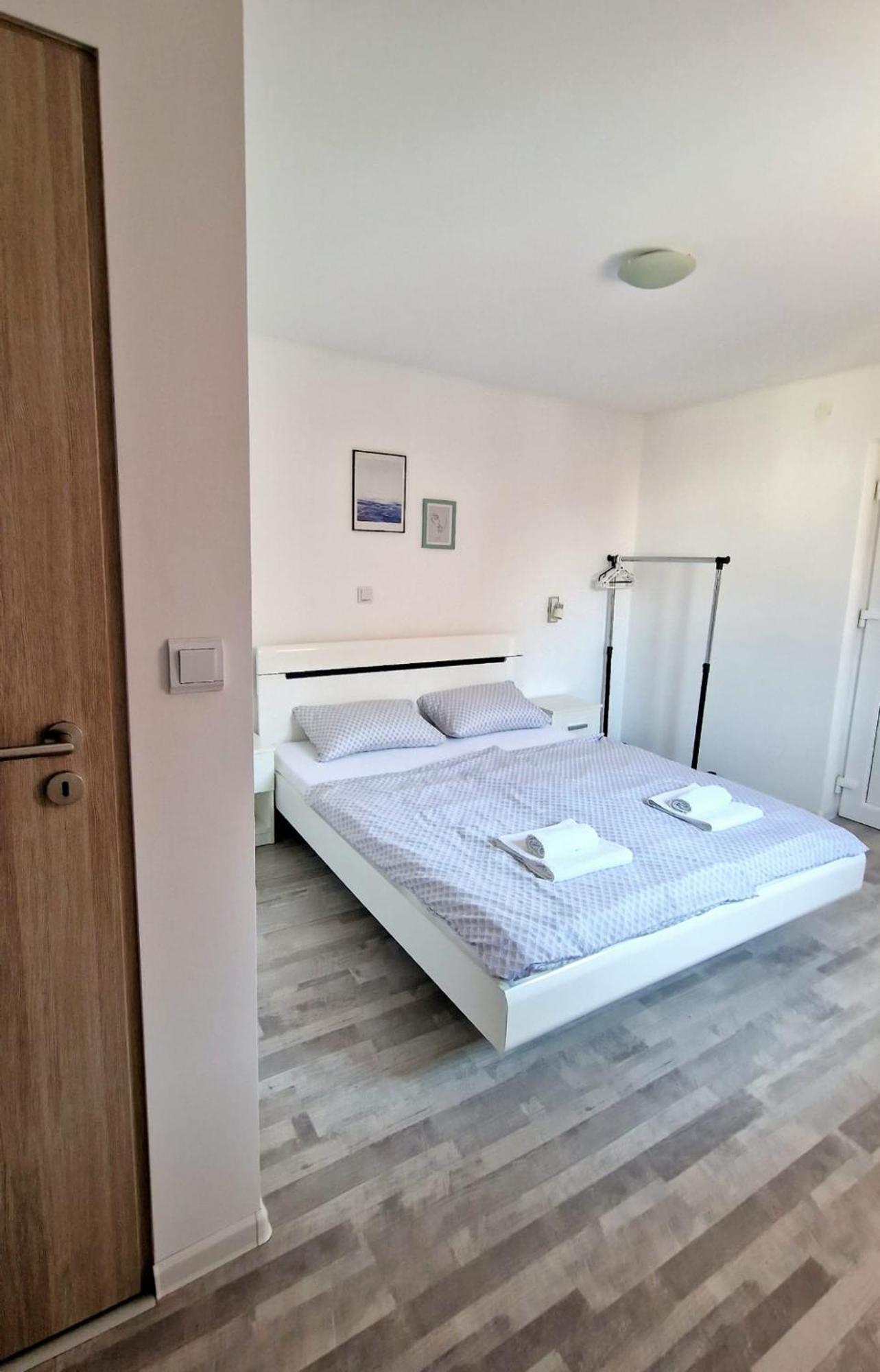 Cozy Room Peny 카를로바츠 외부 사진